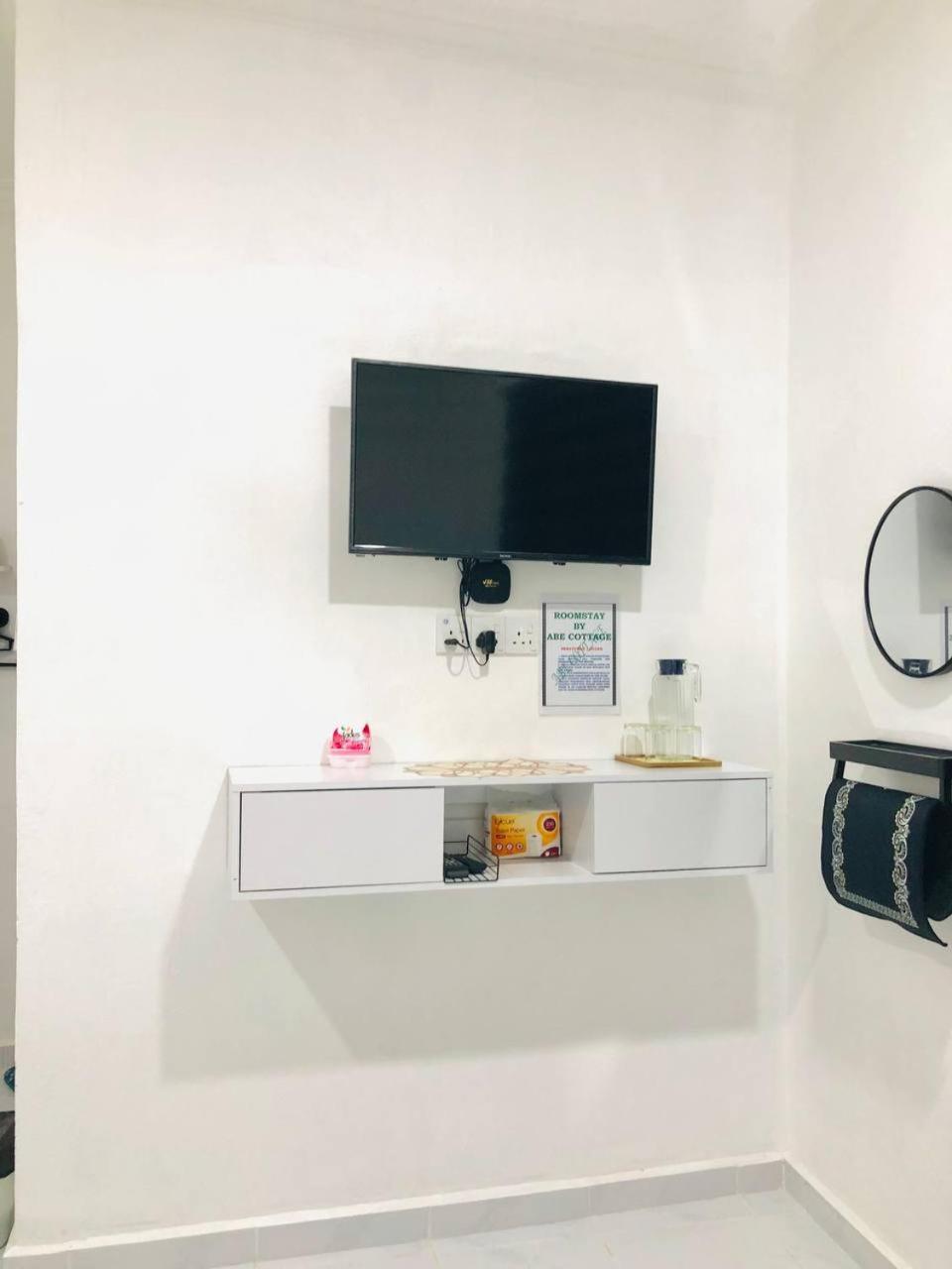 Roomstay By Abe Cottage Kampung Kuala Besut Buitenkant foto